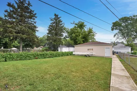 1111 Pitner Ave, Evanston, IL 60202 photo 17