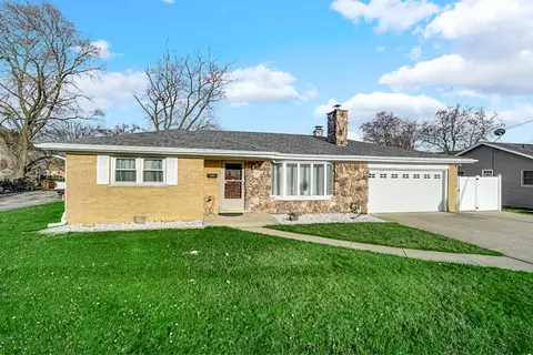 8133 Natoma Ave, Burbank, IL 60459