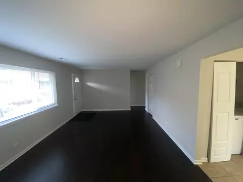 841 Valley Stream Dr #D, Wheeling, IL 60090 photo 2