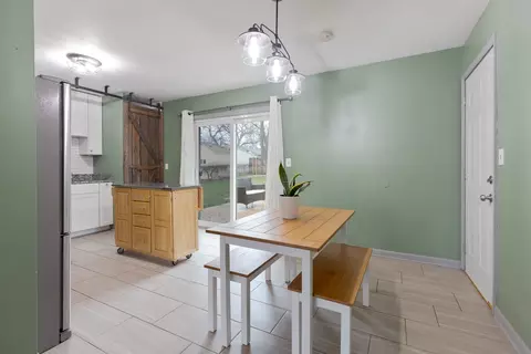Kitchen - 2015 W Oakleaf Dr, Johnsburg, IL 60051 photo 1 of 5