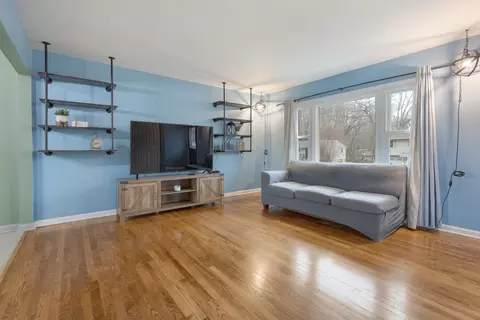 Living - 2015 W Oakleaf Dr, Johnsburg, IL 60051 photo 1 of 2