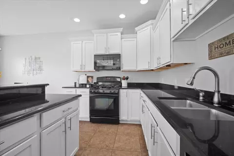 3591 Napa Ln, Normal, IL 61761 photo 11