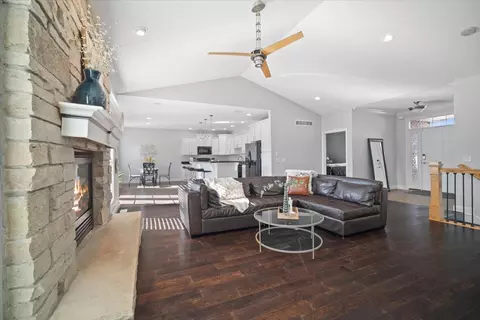 3591 Napa Ln, Normal, IL 61761 photo 3