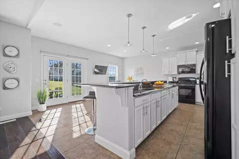3591 Napa Ln, Normal, IL 61761 photo 10