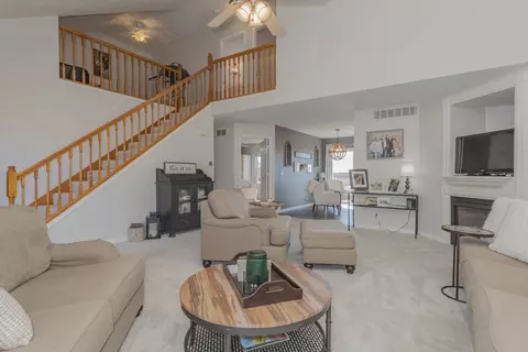 309 Burcham Dr, Le Roy, IL 61752 photo 7
