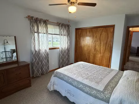 Bedroom - 212 Darrell St, Henry, IL 61537 photo 1 of 6