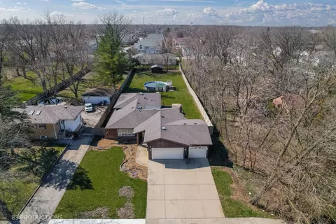 15400 Laramie Ave, Oak Forest, IL 60452