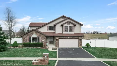 1941 Willow Brook Dr, Bourbonnais, IL 60914