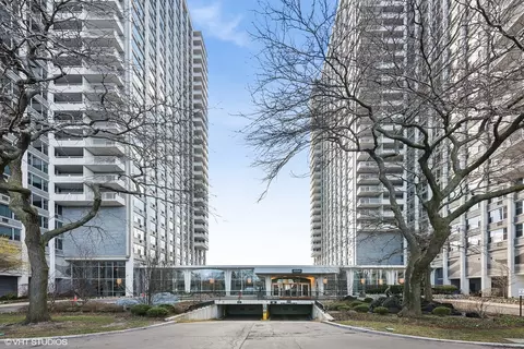 4250 N Marine Dr #2226, Chicago, IL 60613