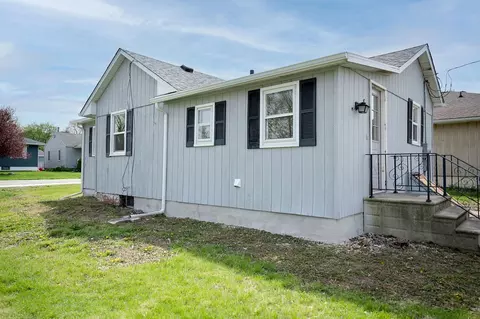 1202 Sundown St, Streator, IL 61364