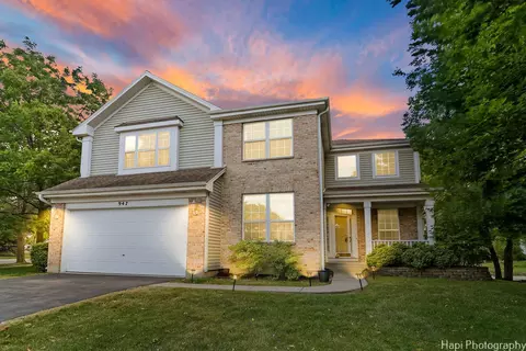 947 Highgate Ln, Grayslake, IL 60030