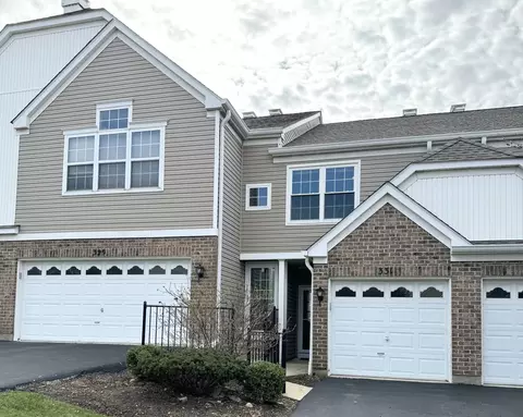 331 Gazebo Ln, Lombard, IL 60148