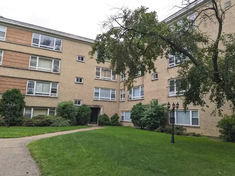 6101 N Seeley Ave #4, Chicago, IL 60659
