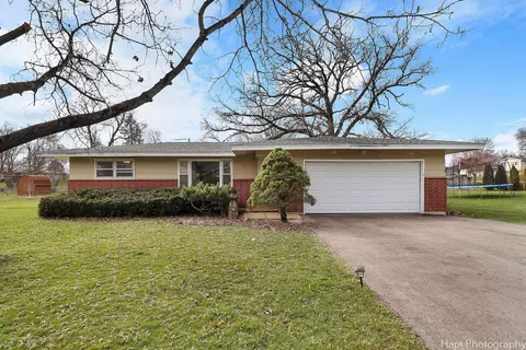 1111 Florence St, Mchenry, IL 60051