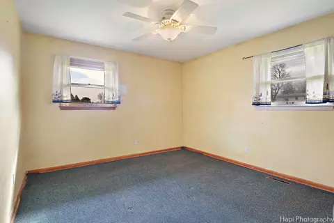 1111 Florence St, Mchenry, IL 60051 photo 10