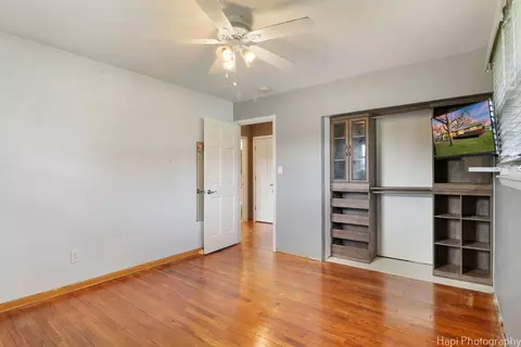 1111 Florence St, Mchenry, IL 60051 photo 8
