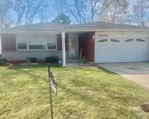 15600 S Park Ave, South Holland, IL 60473