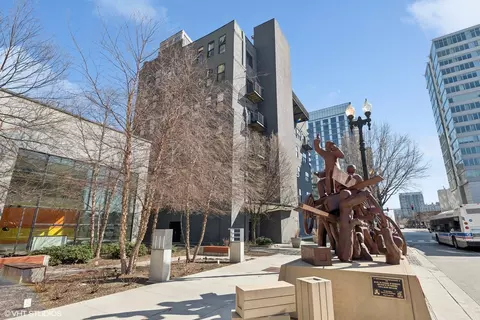 626 W Randolph St #502, Chicago, IL 60661