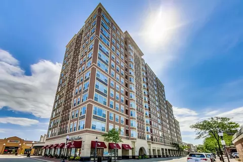 77 S Evergreen Ave #308, Arlington Heights, IL 60005