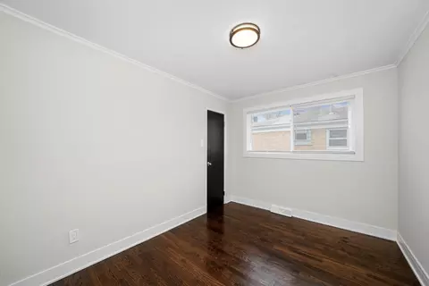 631 E 155th St, Phoenix, IL 60426 photo 7