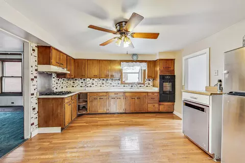 1628 W 32nd St, Chicago, IL 60608 photo 11
