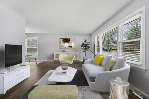 Living - 11601 S Bishop St, Chicago, IL 60643 photo 1 of 1