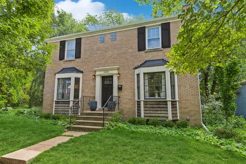 1316 Mulford St, Evanston, IL 60202