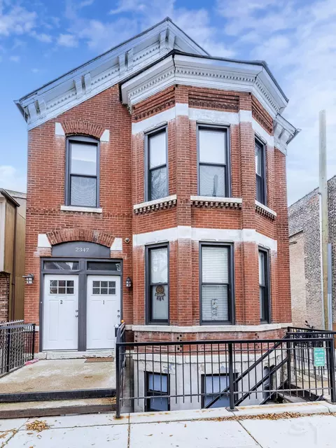 2347 W 19th St, Chicago, IL 60608