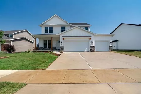 510 Isabella Dr, Mahomet, IL 61853