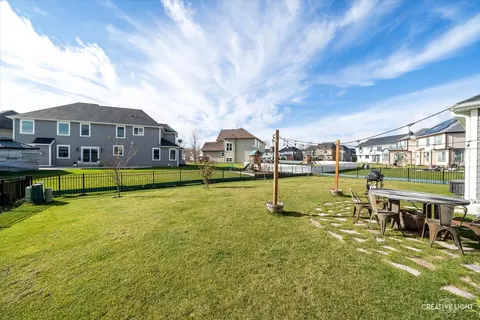 Exterior - 3589 Harmony Cir, Elgin, IL 60124 photo 2 of 3