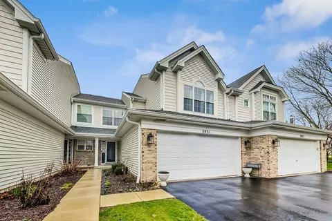 3931 Garnette Ct, Naperville, IL 60564