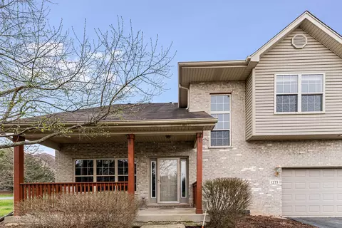 1233 Lacoma Dr, Lockport, IL 60441