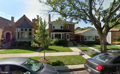 2851 W Fitch Ave, Chicago, IL 60645