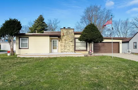 1317 5th St, Aurora, IL 60505