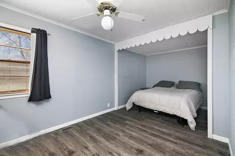 Bedroom - 5748 W 1000n Rd, Kankakee, IL 60901 photo 2 of 2