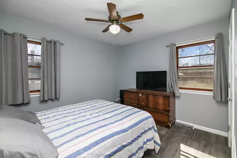 Bedroom - 5748 W 1000n Rd, Kankakee, IL 60901 photo 1 of 2