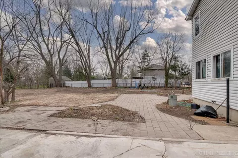 1703 Stoddard Ave, Wheaton, IL 60187 photo 10