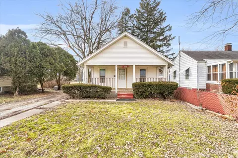 332 S Chanute St, Rantoul, IL 61866