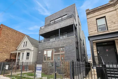 3312 W Diversey Ave #2, Chicago, IL 60647