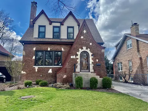 1508 Courtland Ave, Park Ridge, IL 60068
