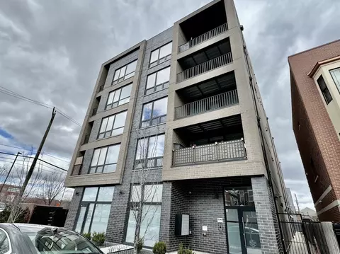 2342 W Adams St #301, Chicago, IL 60612