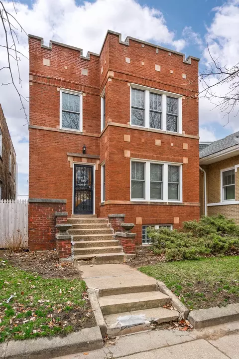 5029 W Altgeld St, Chicago, IL 60639