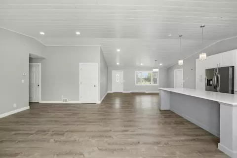 16905 Hebron Rd, Harvard, IL 60033 photo 7