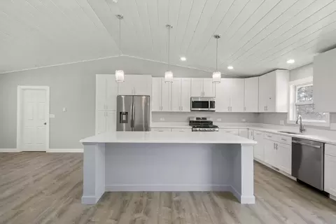16905 Hebron Rd, Harvard, IL 60033 photo 5