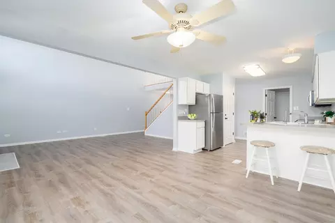 Entry Way - 948 Treeline Ct, Lockport, IL 60441 photo 1 of 5