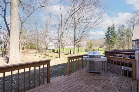 Exterior - 948 Treeline Ct, Lockport, IL 60441 photo 4 of 6