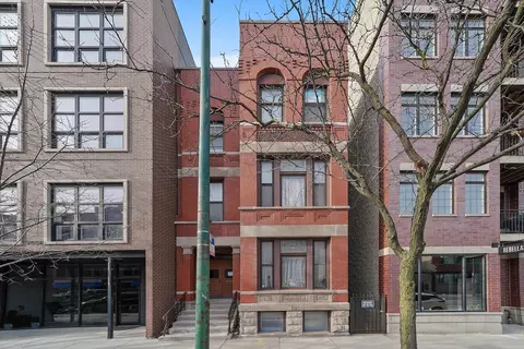 2932 N Lincoln Ave, Chicago, IL 60657