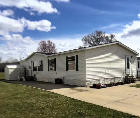 1102 Autumn Cir, Belvidere, IL 61008