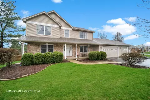 1270 Ivy St, Dekalb, IL 60115