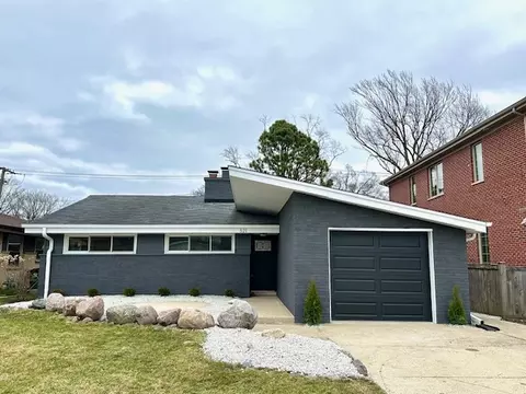521 N Hamlin Ave, Park Ridge, IL 60068